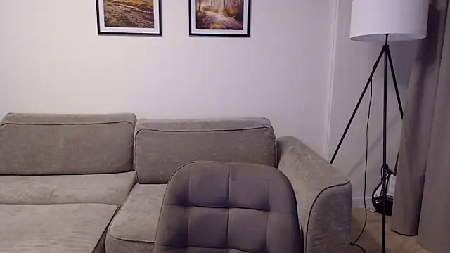 Snapshot of MarkusDean chatting on 02-26-25, 07:38 MarkusDean online show from 02-26-25, 07:38