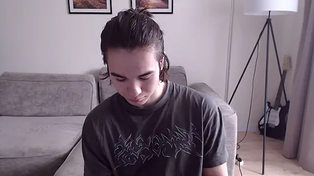 Snapshot of MarkusDean chatting on 03-08-25, 06:54 MarkusDean online show from 03-08-25, 06:54