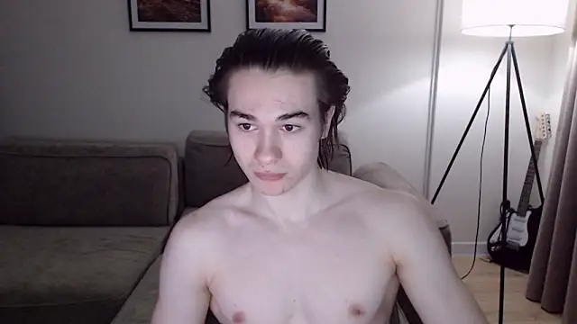 Snapshot of MarkusDean chatting on 03-09-25, 02:43 MarkusDean online show from 03-09-25, 02:43
