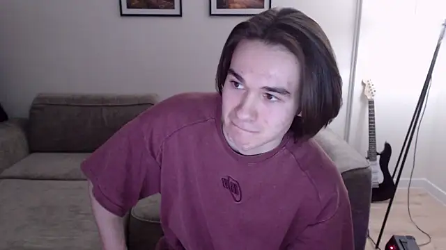 Snapshot of MarkusDean chatting on 03-14-25, 08:06 MarkusDean online show from 03-14-25, 08:06