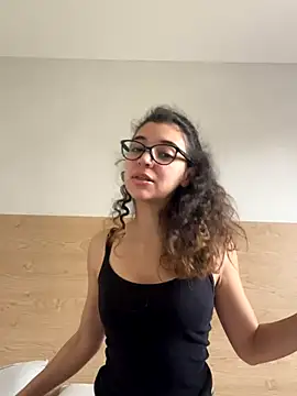 Snapshot of uniquerossie chatting on 11-07-25, 10:59 uniquerossie online show from 11-07-25, 10:59