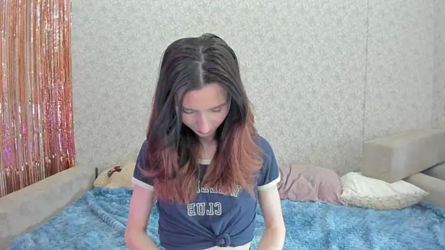 crystalnut online show from 02-04-25, 04:15