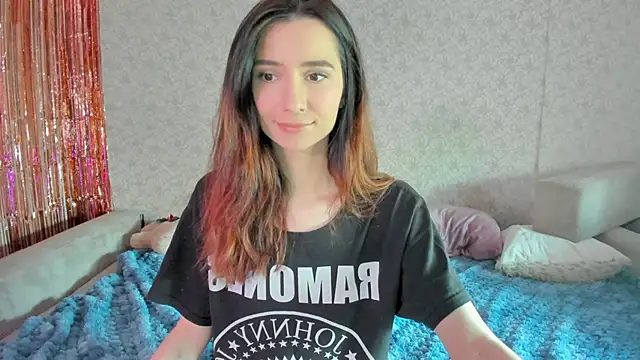 crystalnut online show from 02-05-25, 04:37