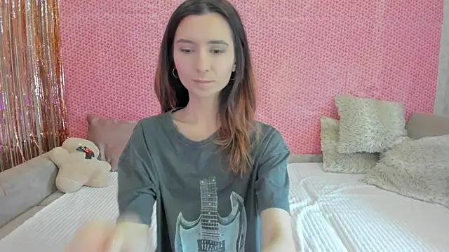 crystalnut online show from 02-06-25, 04:10