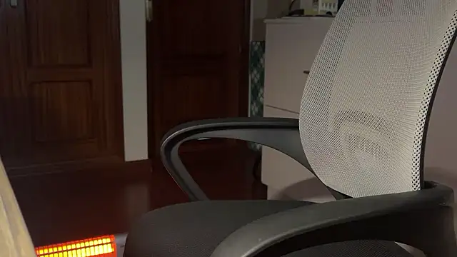 Snapshot of spanishairy chatting on 01-07-26, 05:15 spanishairy online show from 01-07-26, 05:15