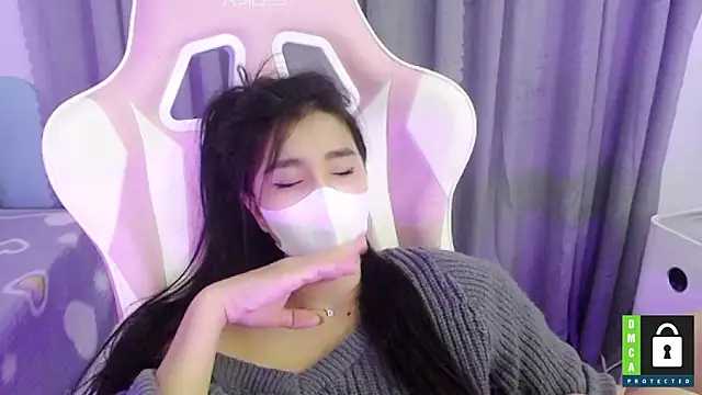 Snapshot of San___San chatting on 02-27-25, 01:05 San San online show from 02-27-25, 01:05