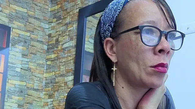 daniela xue online show from 09-23-25, 08:23