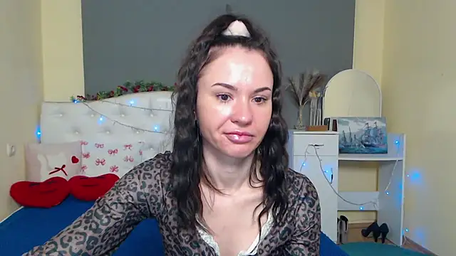 KaraCriegs online show from 01-15-26, 06:33