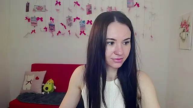 KaraCriegs online show from 05-07-26, 07:08