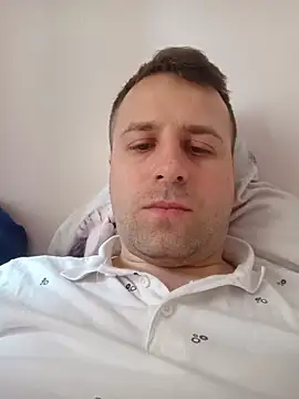 Snapshot of LucianM6 chatting on 03-22-26, 08:51 LucianM6 online show from 03-22-26, 08:51