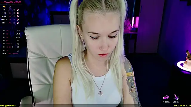 Snapshot of ShhhO_O chatting on 09-15-25, 02:06 ShhhO O online show from 09-15-25, 02:06