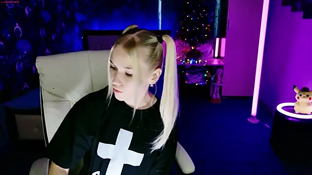 ShhhO O online show from 12-21-25, 09:16