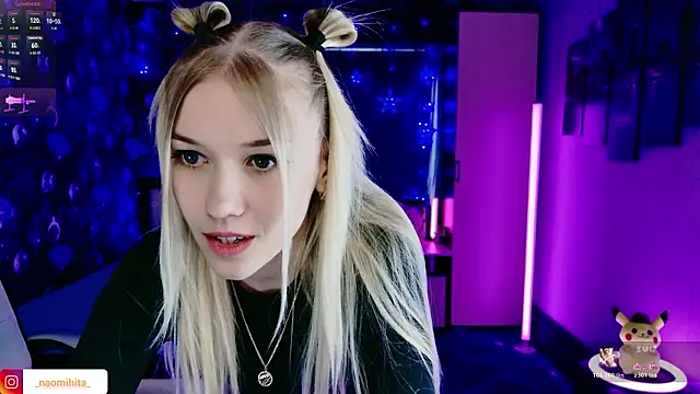 Snapshot of ShhhO_O chatting on 03-27-26, 11:43 ShhhO O online show from 03-27-26, 11:43