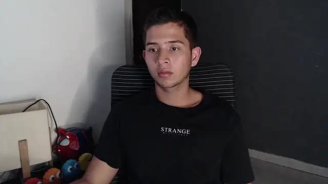 Snapshot of harold_18_ chatting on 03-31-26, 05:35 harold 18 online show from 03-31-26, 05:35