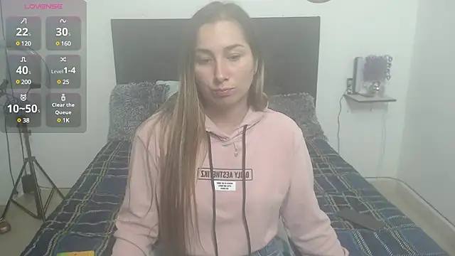 Snapshot of Iris_love18 chatting on 02-10-25, 01:46 Iris love18 online show from 02-10-25, 01:46