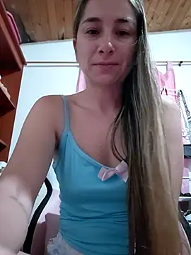 Iris love18 online show from 05-13-26, 11:18