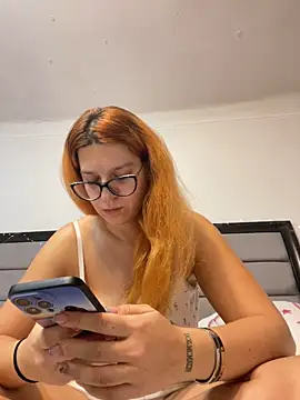 Snapshot of NadiraNoor chatting on 12-09-24, 04:58 NadiraNoor online show from 12-09-24, 04:58