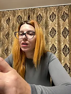 Snapshot of NadiraNoor chatting on 01-17-25, 06:44 NadiraNoor online show from 01-17-25, 06:44