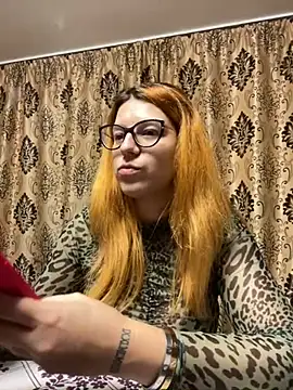 Snapshot of NadiraNoor chatting on 01-22-25, 08:06 NadiraNoor online show from 01-22-25, 08:06