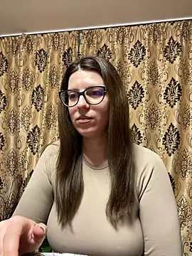 Snapshot of NadiraNoor chatting on 02-24-25, 08:36 NadiraNoor online show from 02-24-25, 08:36