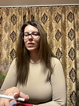 Snapshot of NadiraNoor chatting on 02-27-25, 12:10 NadiraNoor online show from 02-27-25, 12:10