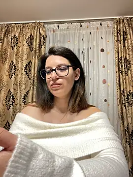 NadiraNoor online show from 05-03-26, 12:05
