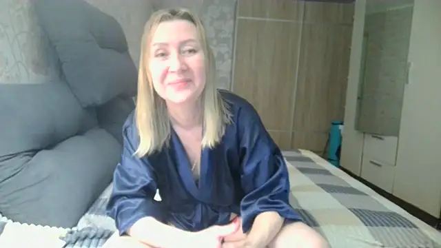 Snapshot of WindChristy chatting on 04-03-26, 09:13 WindChristy online show from 04-03-26, 09:13