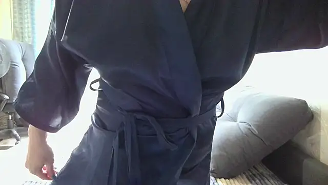 Snapshot of WindChristy chatting on 05-12-26, 10:56 WindChristy online show from 05-12-26, 10:56