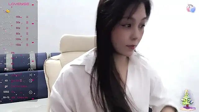 Snapshot of Toookiss chatting on 02-11-25, 06:40 Toookiss online show from 02-11-25, 06:40