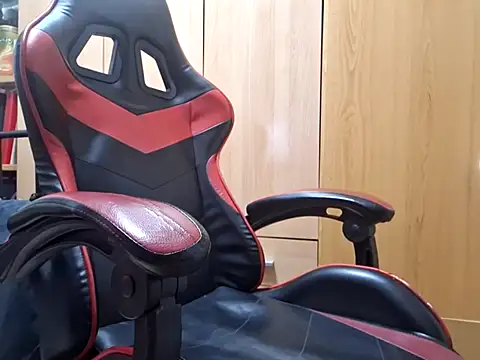 Javier bear online show from 02-15-25, 02:33