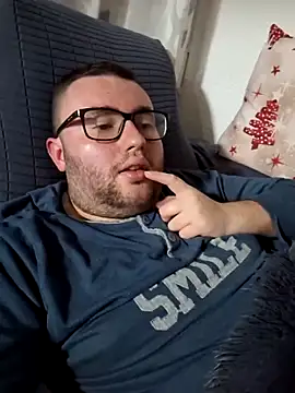 Javier bear online show from 02-21-25, 10:26