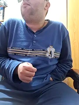 Javier bear online show from 03-02-25, 12:22