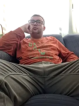 Javier bear online show from 12-02-25, 01:50