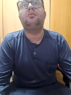 Javier bear online show from 12-03-25, 03:54