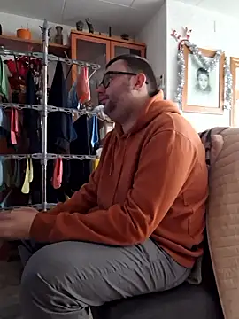 Javier bear online show from 01-08-26, 11:12