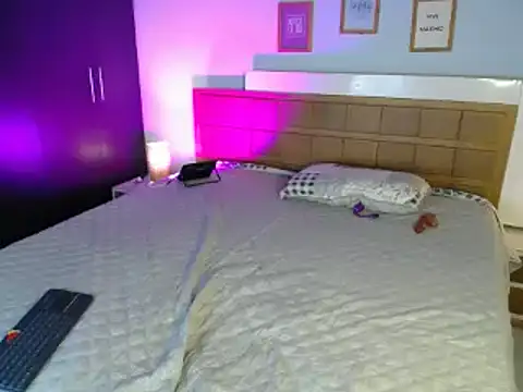 ShanonLe online show from 03-21-25, 10:50