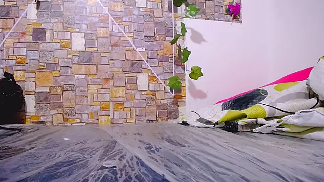 MaidenGame online show from 12-20-25, 02:13