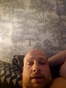 Snapshot of destructeur6 chatting on 03-17-26, 08:12 destructeur6 online show from 03-17-26, 08:12