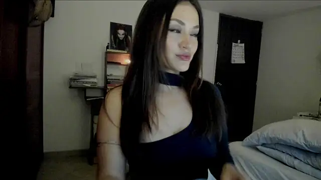 Lucyerobbie online show from 05-10-26, 09:42