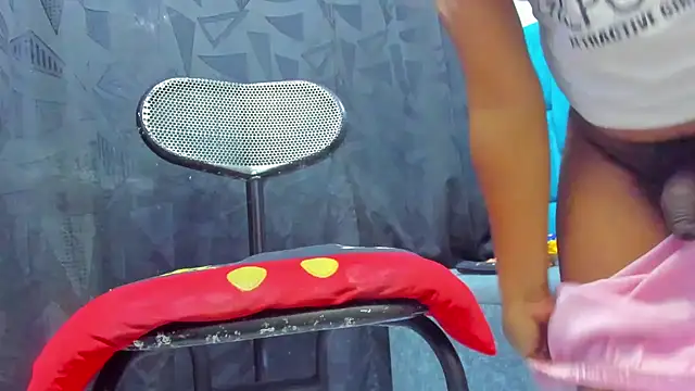 monsterdick 22cm online show from 10-18-25, 02:07