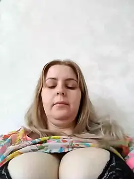 Snapshot of Lady_nice_cat chatting on 01-14-25, 04:25 Lady nice cat online show from 01-14-25, 04:25