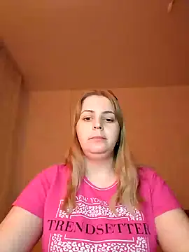 Snapshot of Lady_nice_cat chatting on 01-18-25, 01:29 Lady nice cat online show from 01-18-25, 01:29