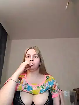Snapshot of Lady_nice_cat chatting on 01-23-25, 03:22 Lady nice cat online show from 01-23-25, 03:22