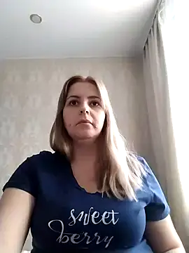 Snapshot of Lady_nice_cat chatting on 02-06-25, 08:39 Lady nice cat online show from 02-06-25, 08:39
