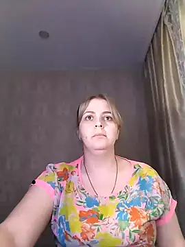 Snapshot of Lady_nice_cat chatting on 02-14-25, 11:53 Lady nice cat online show from 02-14-25, 11:53