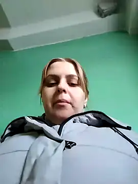 Snapshot of Lady_nice_cat chatting on 02-16-25, 09:59 Lady nice cat online show from 02-16-25, 09:59