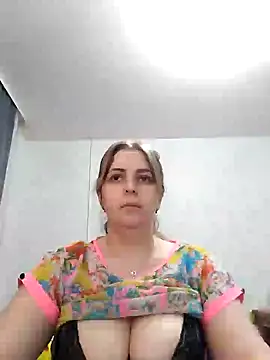 Snapshot of Lady_nice_cat chatting on 03-05-25, 11:49 Lady nice cat online show from 03-05-25, 11:49