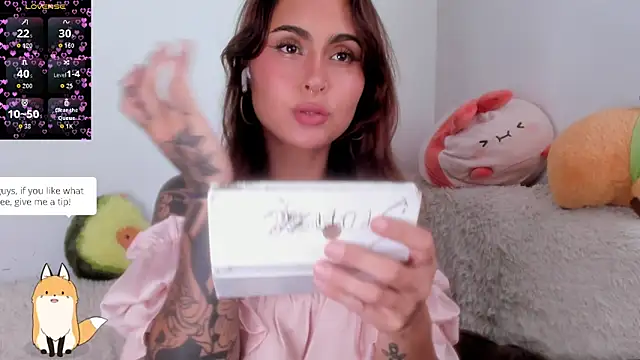 Violette-Ramirez01 online show from 10-07-25, 05:43