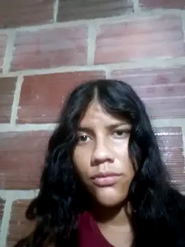 Snapshot of Hard_Unlimited chatting on 12-19-24, 11:46 Hard Unlimited online show from 12-19-24, 11:46