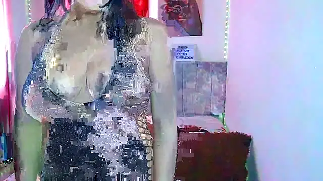 Snapshot of JossieGrey chatting on 01-21-25, 01:32 JossieGrey online show from 01-21-25, 01:32